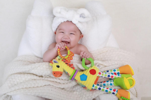 开平宝宝的口欲期 开平宝宝的口欲期